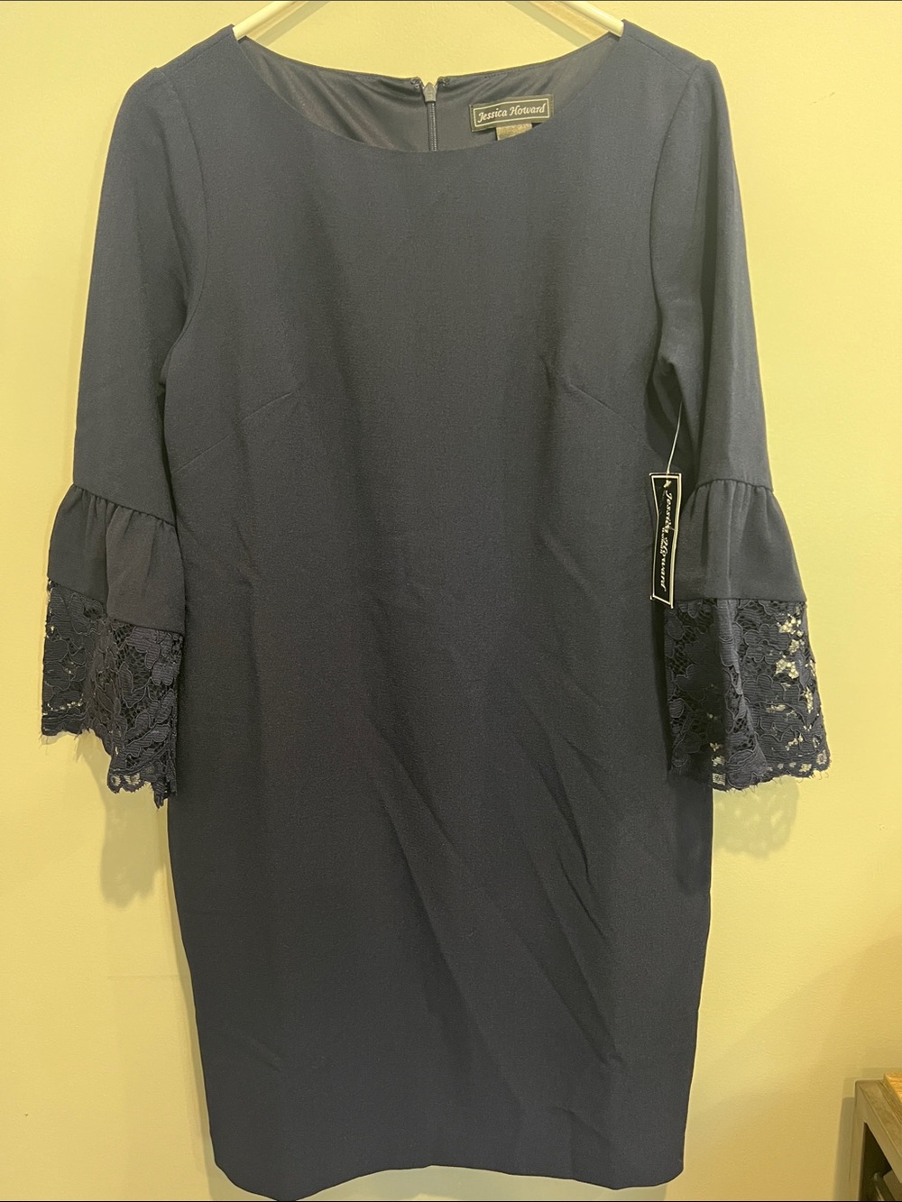 NWT Jessica Howard Navy Lace Bell-Sleeve Sheath Dress size 8P evening cruise